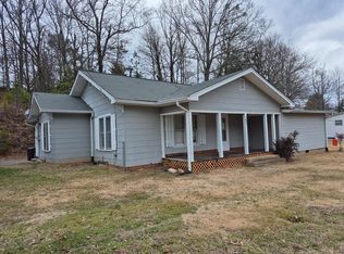160 Kingtown St, Mccaysville, GA 30555