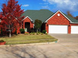 305 Edgewood Dr, McAlester, OK 74501