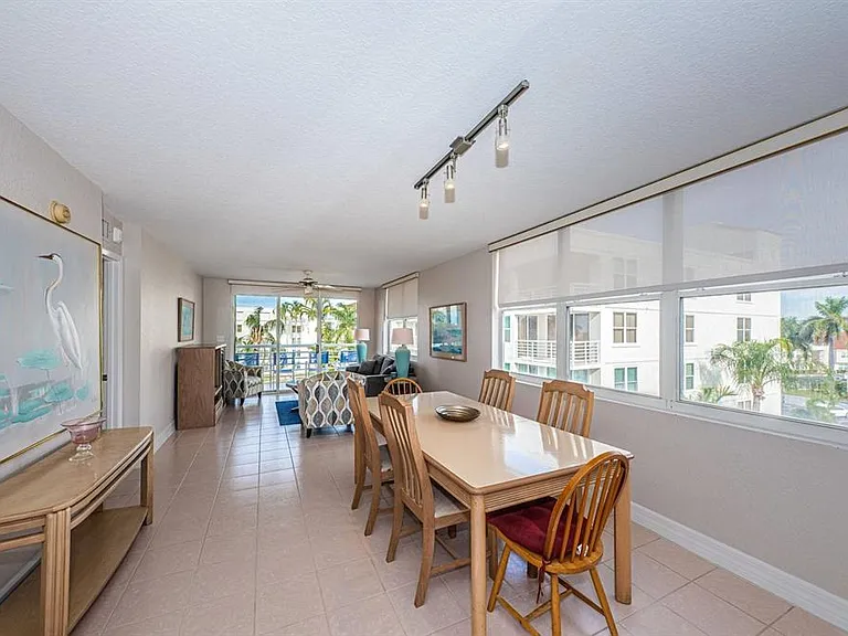 6061 Bahia Del Mar Cir #448 — Photo 5