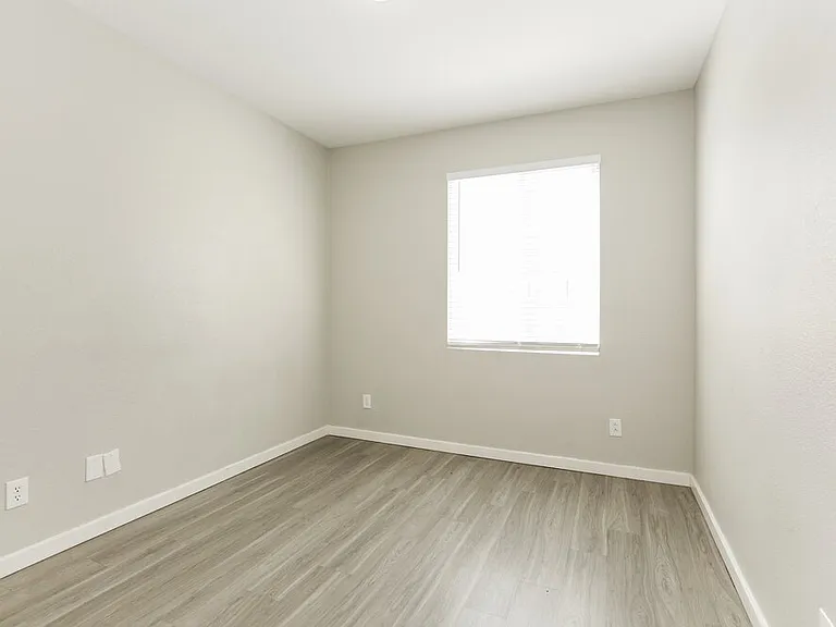 7636 Adornment Ct — Photo 12