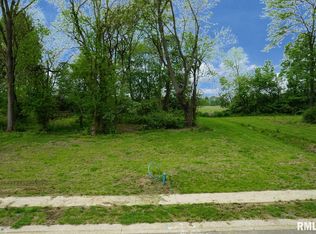 609 Rock River Rd, Springfield, IL 62711