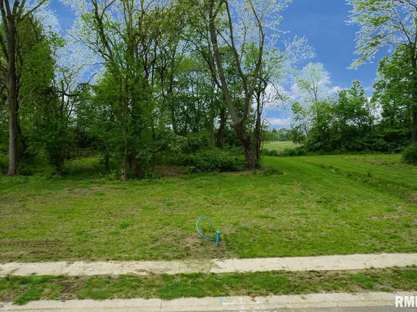 609 Rock River Rd, Springfield, IL 62711