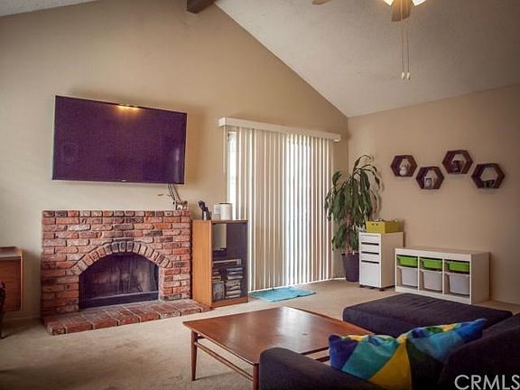 4th image of 2002 E Yale St #36