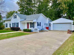 209 W Main St, Yates City, IL 61572
