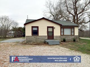 499 Maple Grove Rd, Boonville, IN 47601