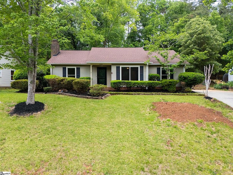 1st image of 1606 Winding Way