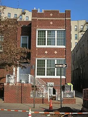 1st image of 257 Montgomery St