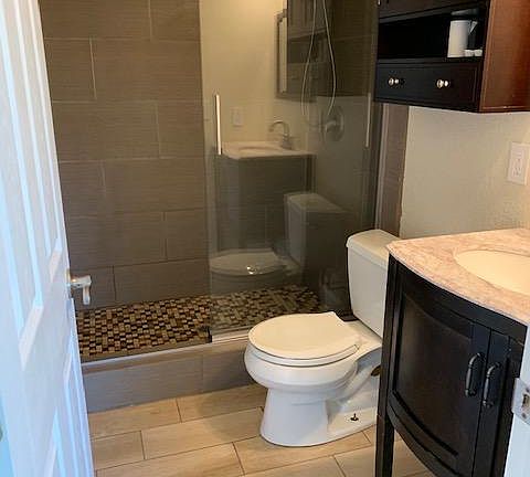 5th image of 582 Fern Dell Ln