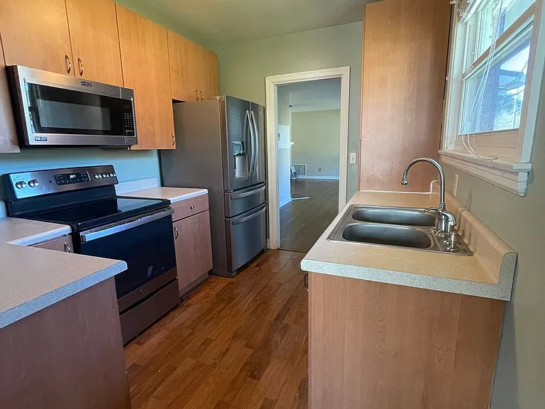 1240 Glen Laura Rd — Photo 9