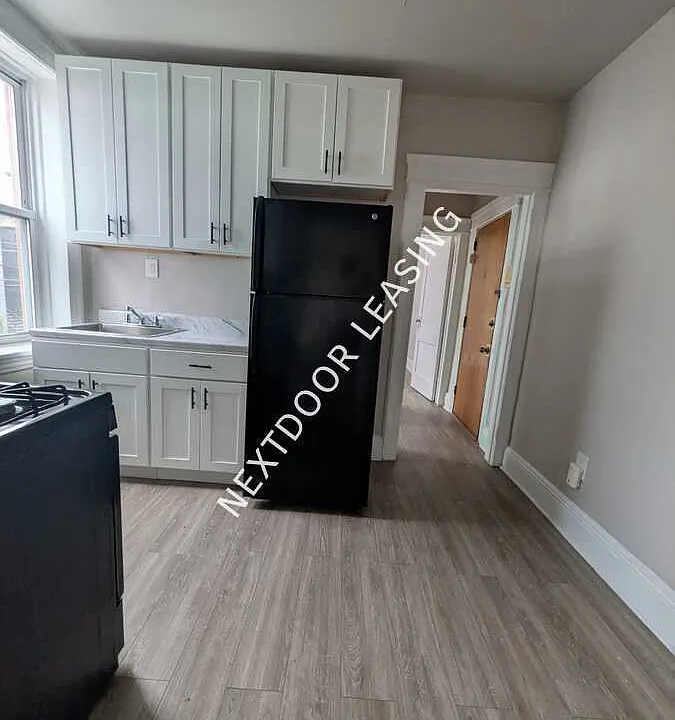 488 Kennedy Blvd #4M