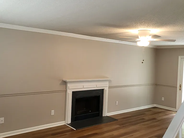 5645 Lighthall Ln — Photo 6