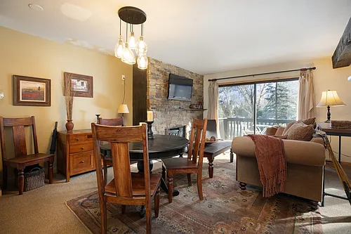 1880 Meadow Ridge Rd #7 Photo 1