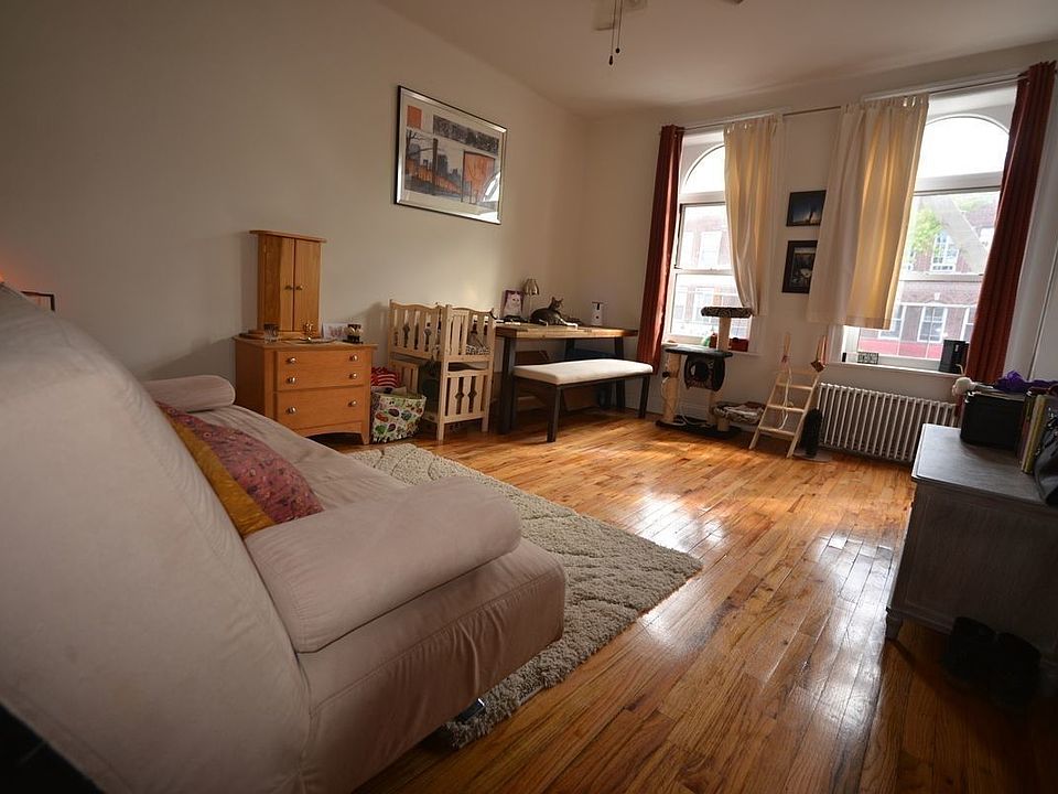 1st image of 35-07 Ditmars Blvd #3FF