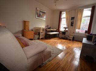 35-07 Ditmars Blvd #3FF, Astoria, NY 11105