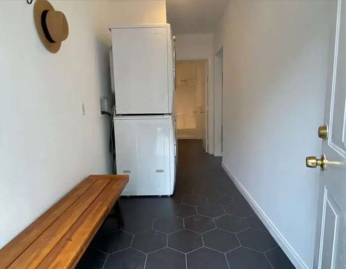 2107 W Reservoir St — Photo 10