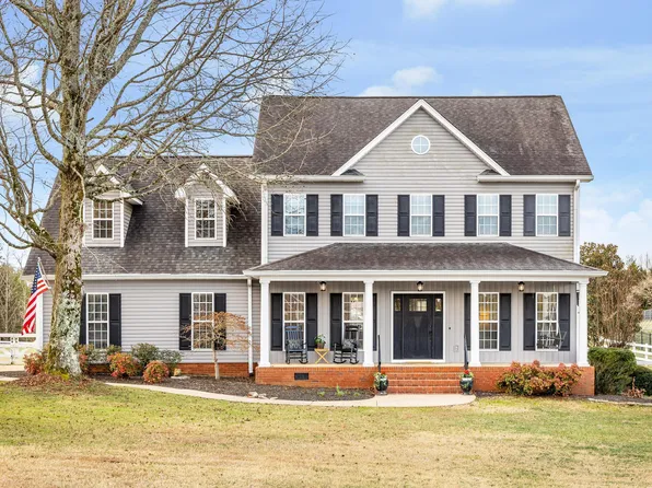 9026 Greystone Valley Dr, Ooltewah, TN 37363