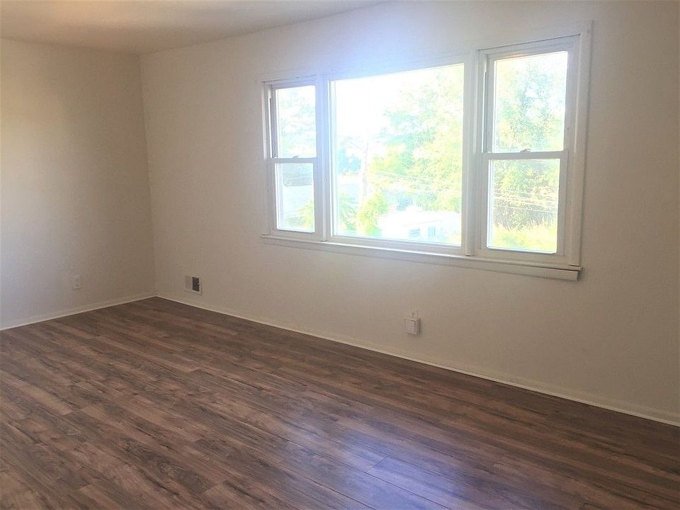 1st image of 380 Hamden Ave #2