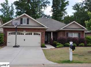 414 Airdale Ln, Simpsonville, SC 29680