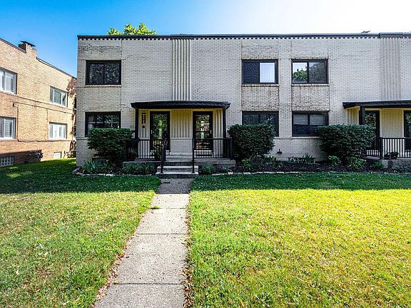 2nd image of 1012 Northwest Blvd