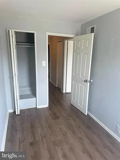 2053 Larkhall Rd — Photo 5