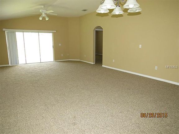 4th image of 18118 Canal Pointe St