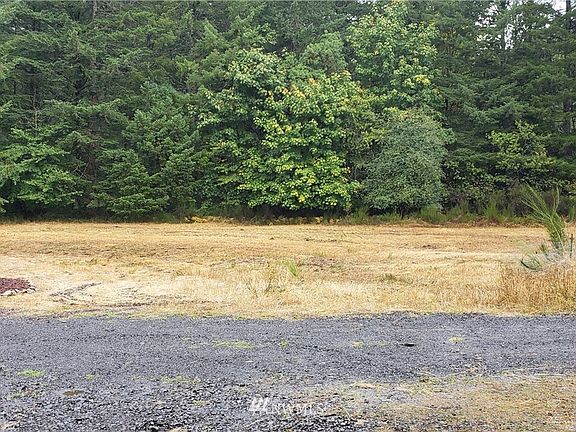 3rd image of 4622 17th Avenue NW