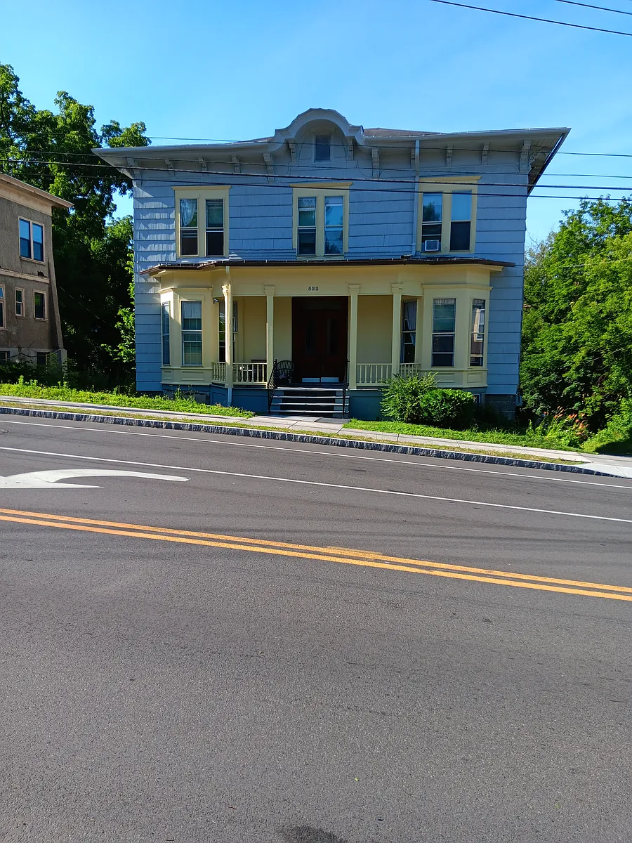 Street view - 523 E State St