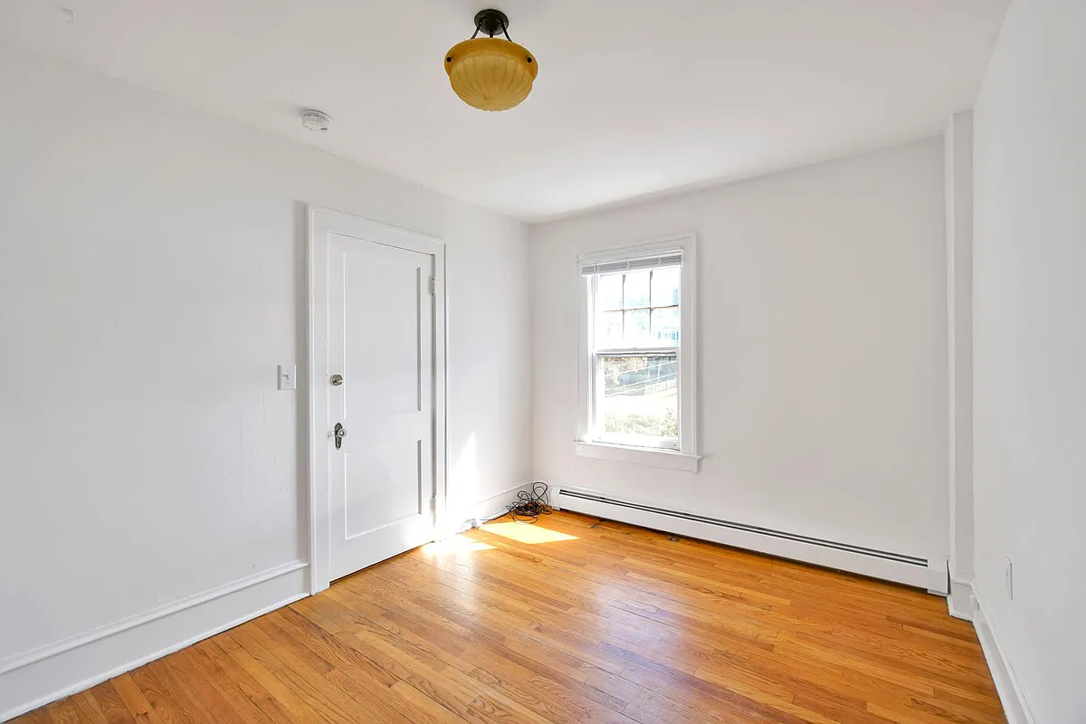 Building Photo - 141 Howard St #5