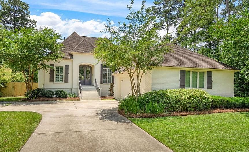 1st image of 511 Lakewood Northshore Dr