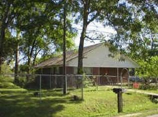 307 Mink St, Willis, TX 77378