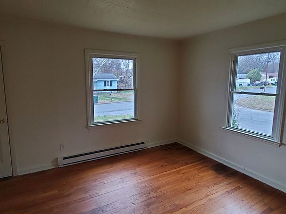 4th image of 1721 Boone St