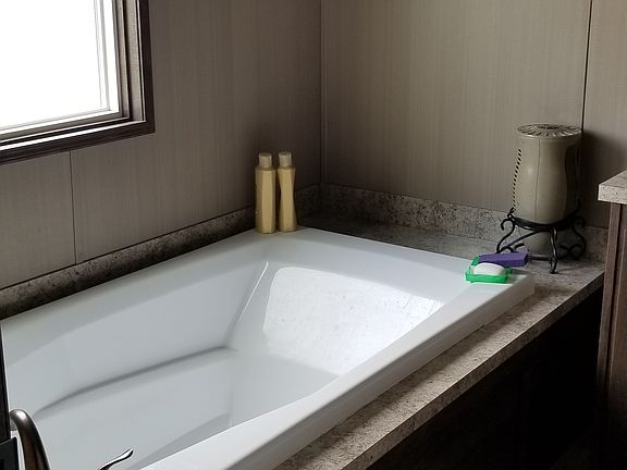 Master tub