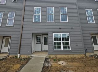 608 Canopy Way, Cranberry Township, PA 16066