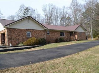 Barbourville Rd, London, KY 40744
