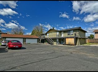 320 Independence Cir, Phoenix, OR 97535