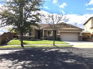 33107 Bayhill Rd, Yucaipa, CA 92399