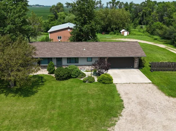 10827 88th St SE, Oakes, ND 58474