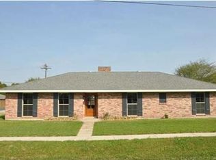 301 Gordon Crockett Dr, Lafayette, LA 70508