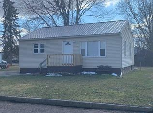 215 W 2nd St, Milan, MI