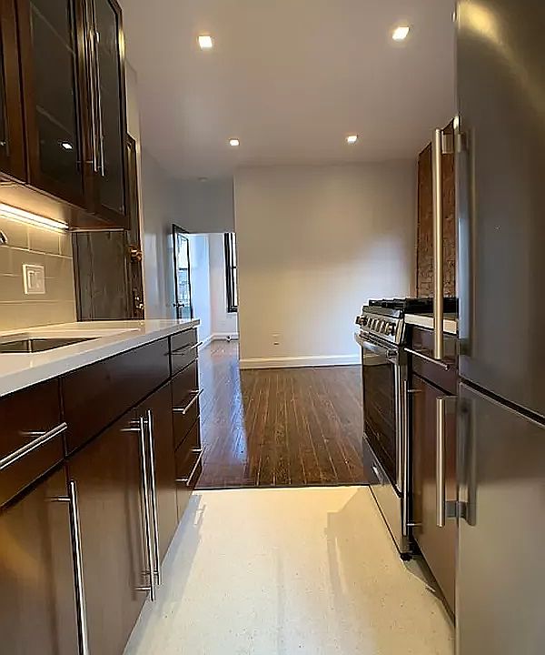 1st image of 106 Mac Dougal St #19