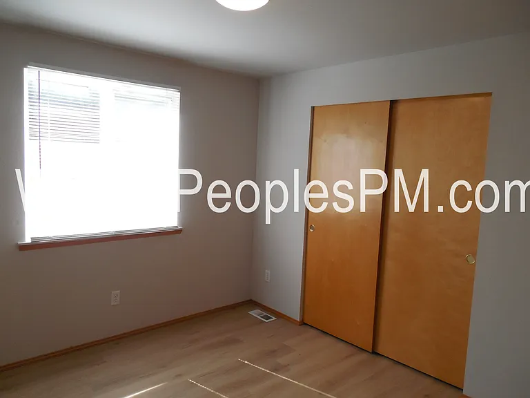 25923 201st Ct SE — Photo 16