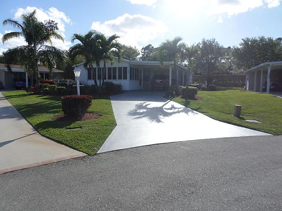 4th image of 2801 Three Wood Dr