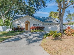 212 Mehlenbacher Rd, Belleair, FL 33756