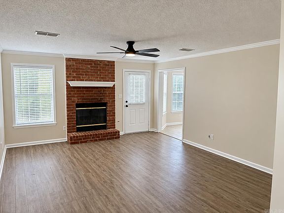 3rd image of 17 Winchester Ct