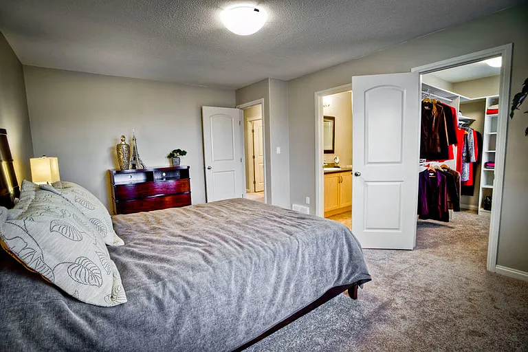 18230-1A 104a St NW #2 — Photo 9