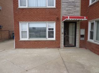 6952 W 65th St APT 1C, Chicago, IL 60638