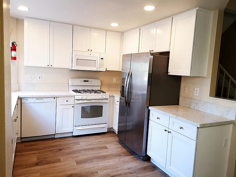 9950 Scripps Vista Way #130 — Photo 3