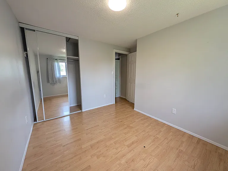 105 Tupper Dr — Photo 14