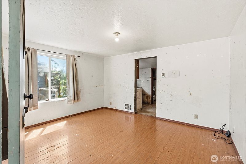 5th image of 5307 16th Avenue S