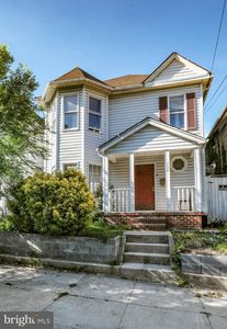 320 W Race St, Martinsburg, WV, 25401